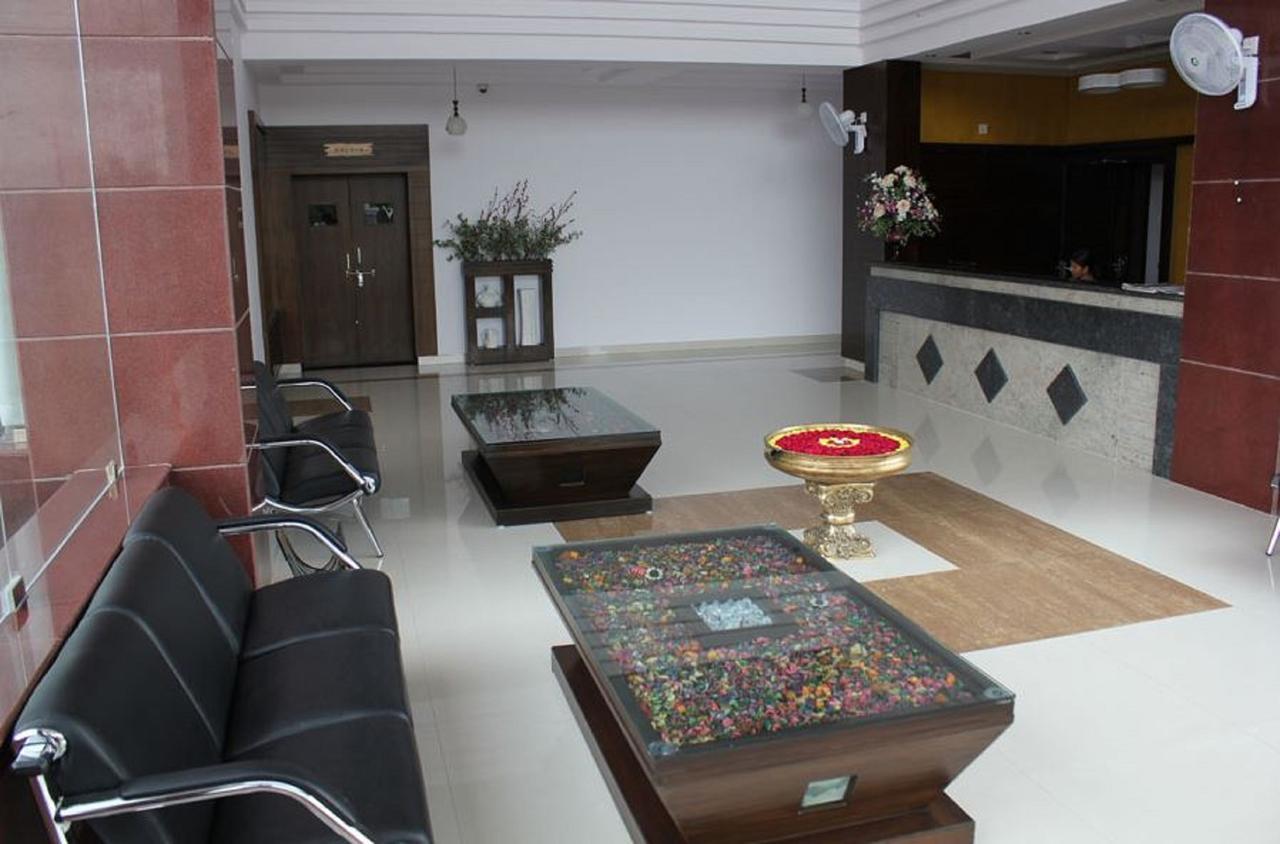 Hotel Vinay Residency Sindhnur Exteriér fotografie