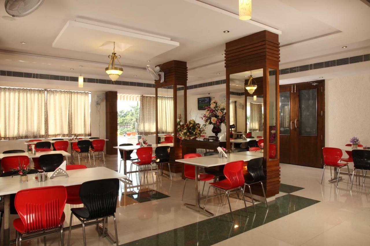 Hotel Vinay Residency Sindhnur Exteriér fotografie